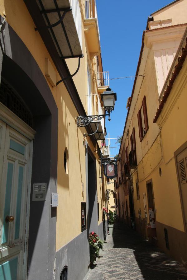 Piazza Tasso B&B Relais Sorrento Ngoại thất bức ảnh