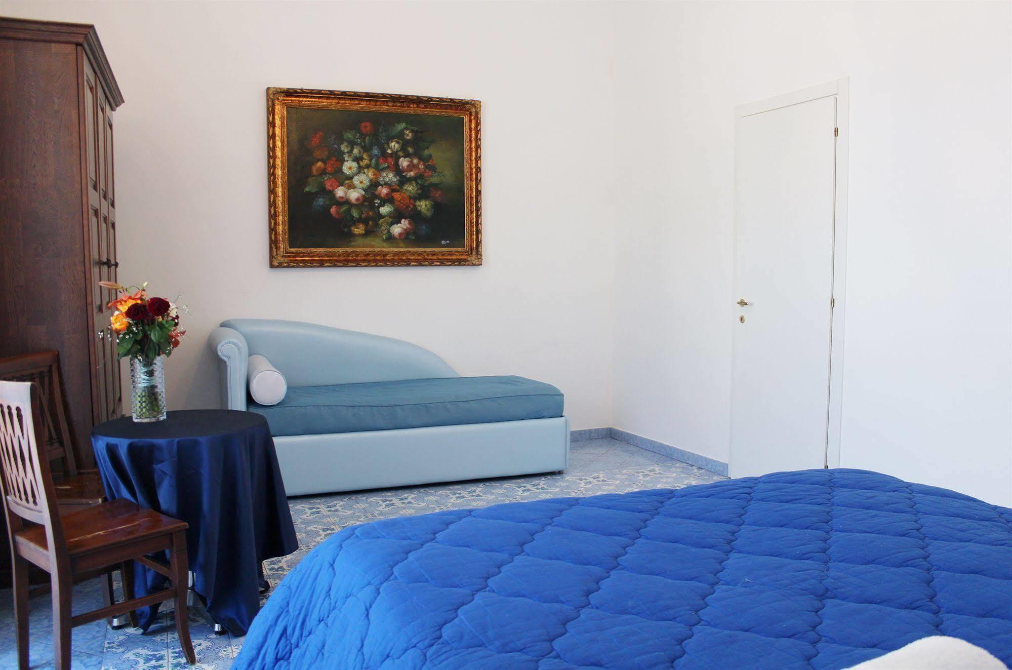Piazza Tasso B&B Relais Sorrento Ngoại thất bức ảnh