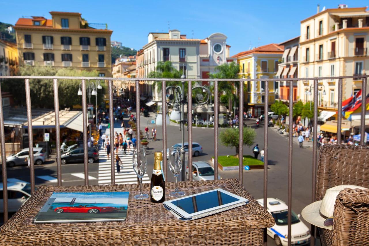 Piazza Tasso B&B Relais Sorrento Ngoại thất bức ảnh